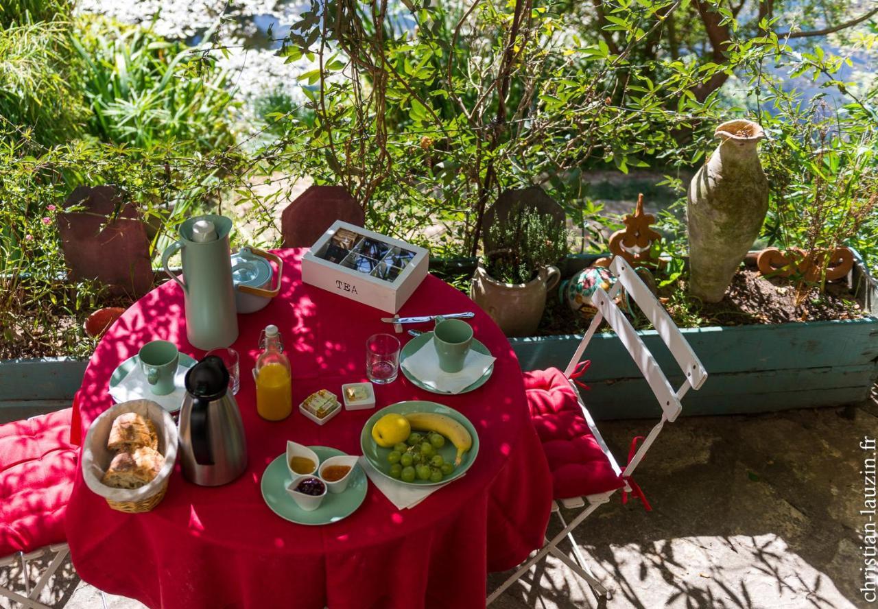 Bed and Breakfast Marie Colline A La Campagne Сент-Антонен Экстерьер фото